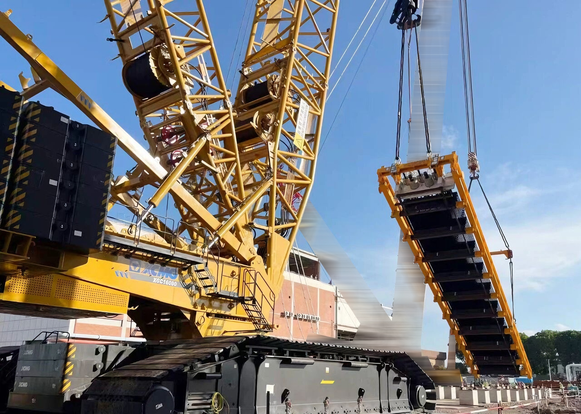 3300吨从从容容！XGC16000现身东南亚，，，，，完成外洋高端市场严苛实测