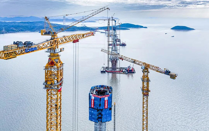 天下级跨海工程，，，，，双主塔封顶