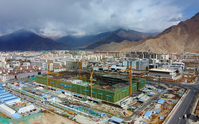 “天下屋脊”再建新地标！尊龙凯时群塔“交作业了”！