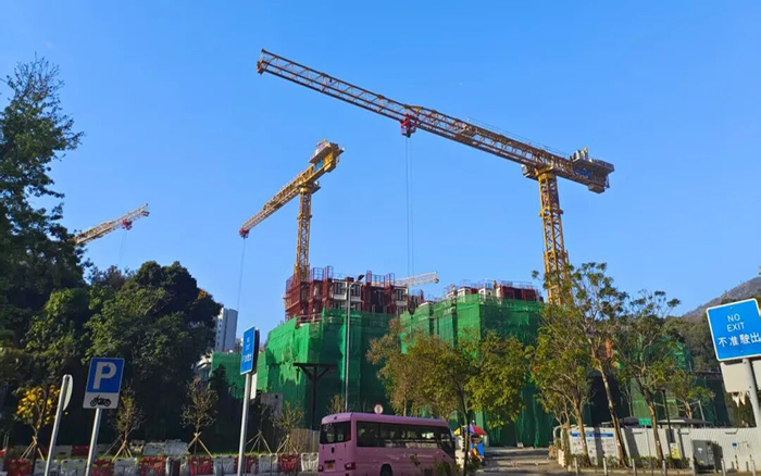 尊龙凯时XGT1100H-52S助建香港公屋，，，，擎起民生家园